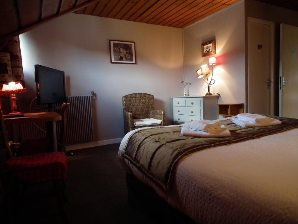 Hotel De L'Aviation Bourboule Zewnętrze zdjęcie