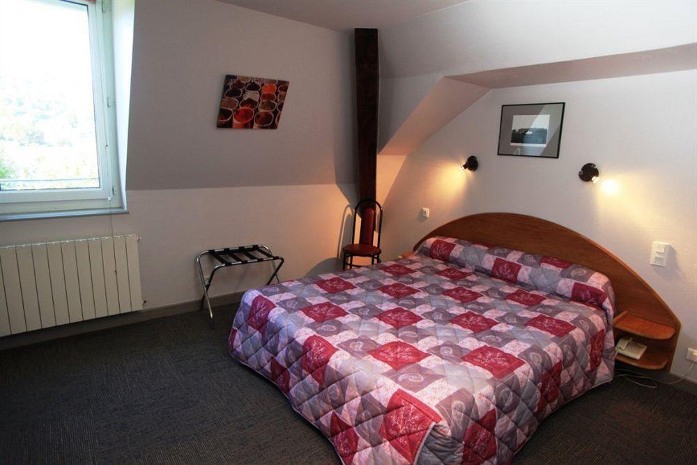 Hotel De L'Aviation Bourboule Zewnętrze zdjęcie