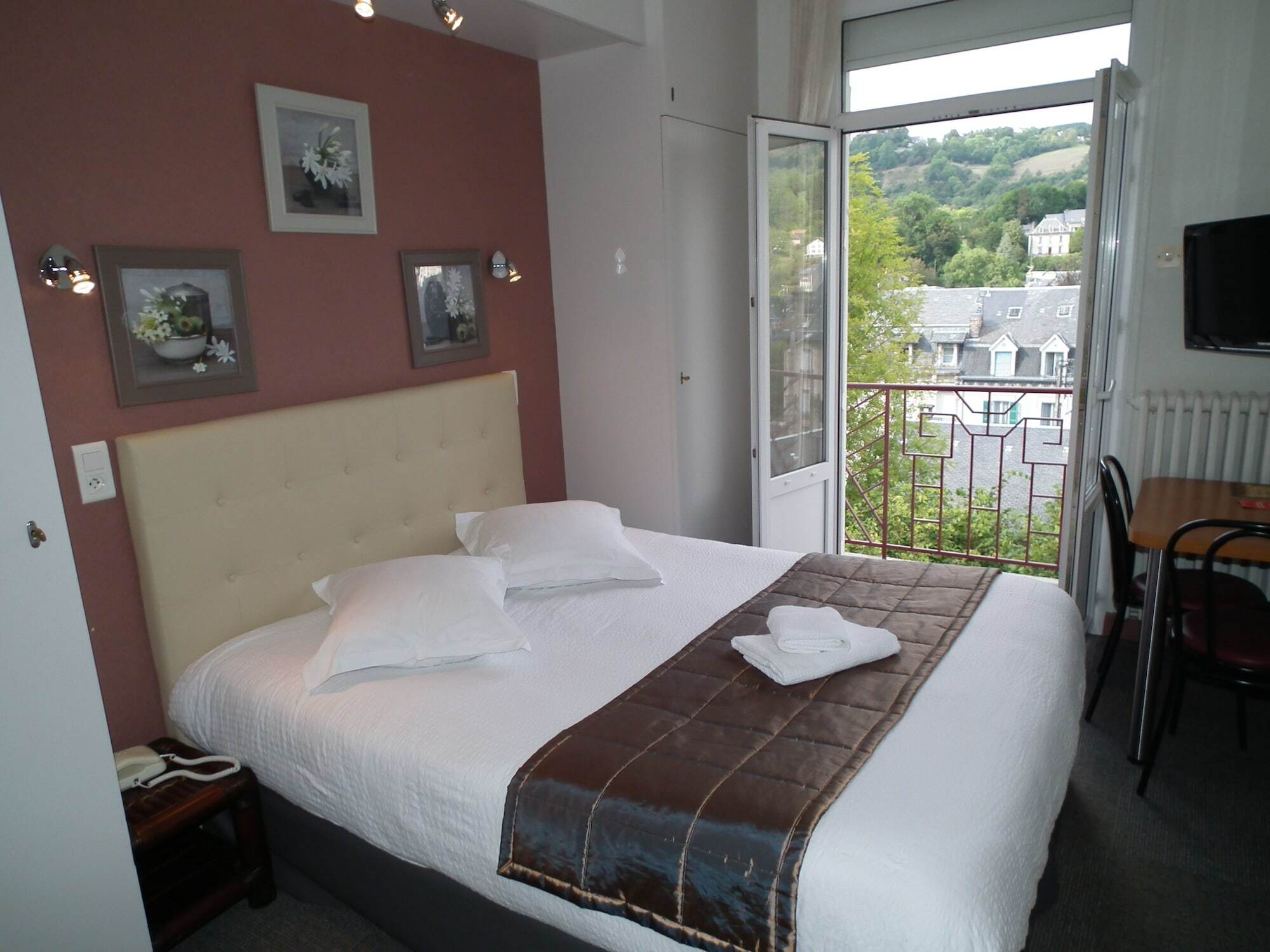 Hotel De L'Aviation Bourboule Zewnętrze zdjęcie